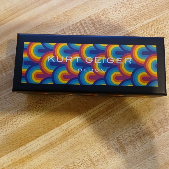 Kurt Geiger NWT Black Rhinestone Raven Head Keychain/Bag Charm - Picture 2 of 9